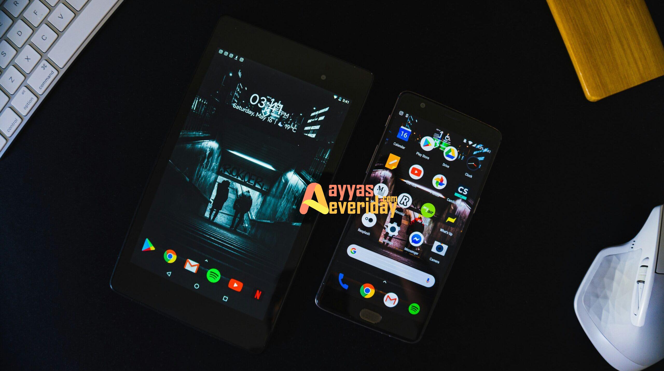 black android smartphone displaying home screen